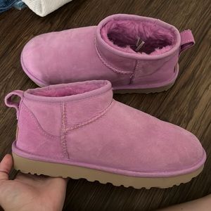ultra mini ugg wisteria size 7